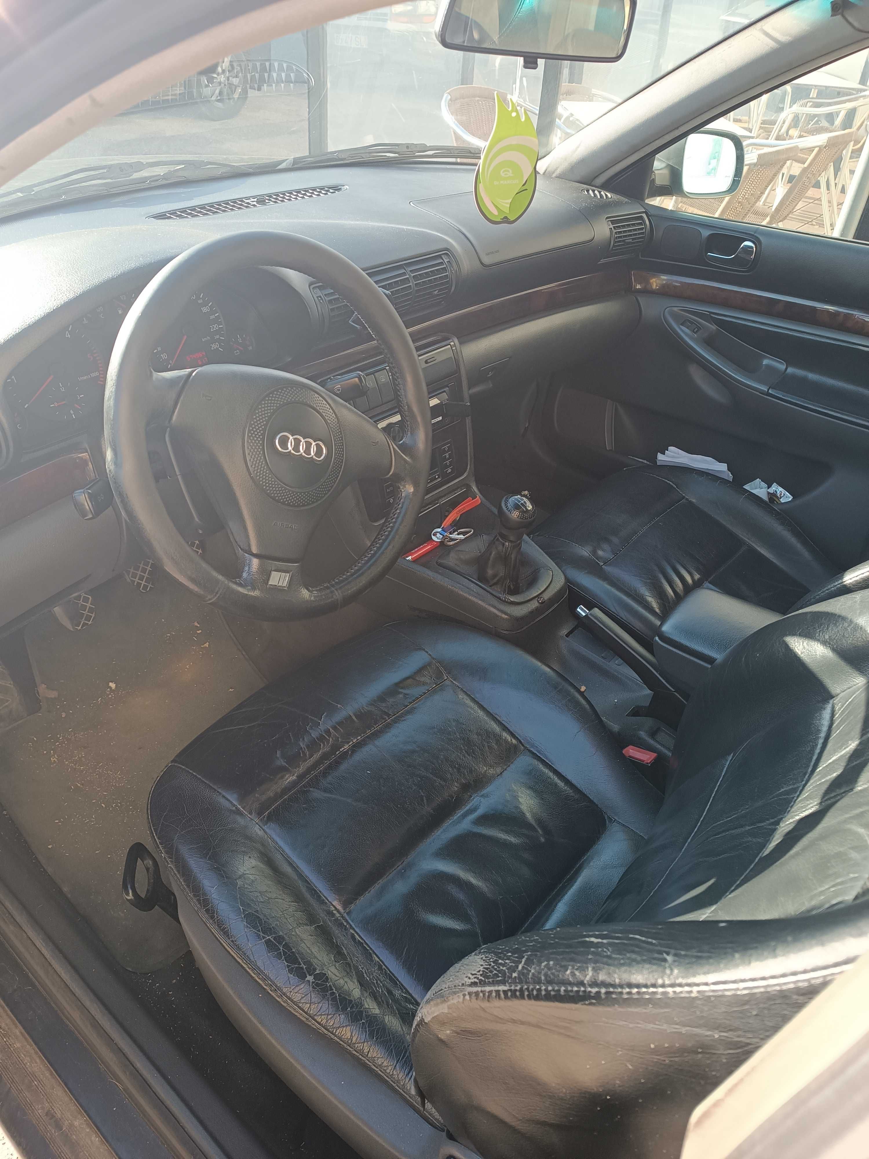 Audi A4 TDI (B5 110cvs)