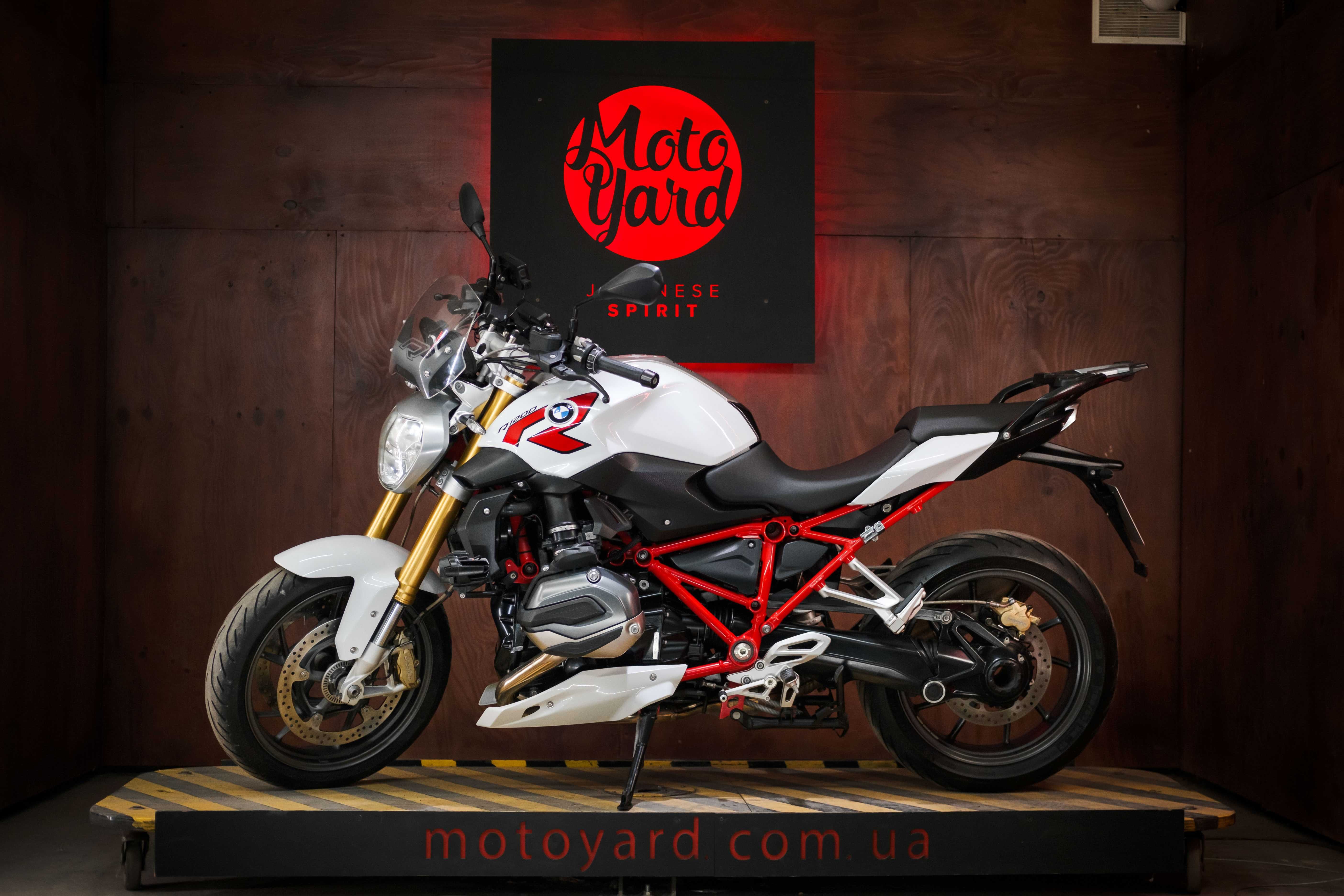 Продається BMW R1200R ABS Traction Quickshifter із Японії