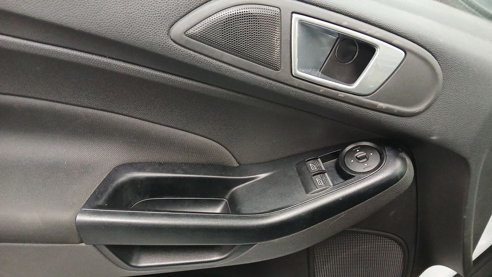 Comando / botão / interruptor vidros frente esquerdo FORD Fiesta VI (C