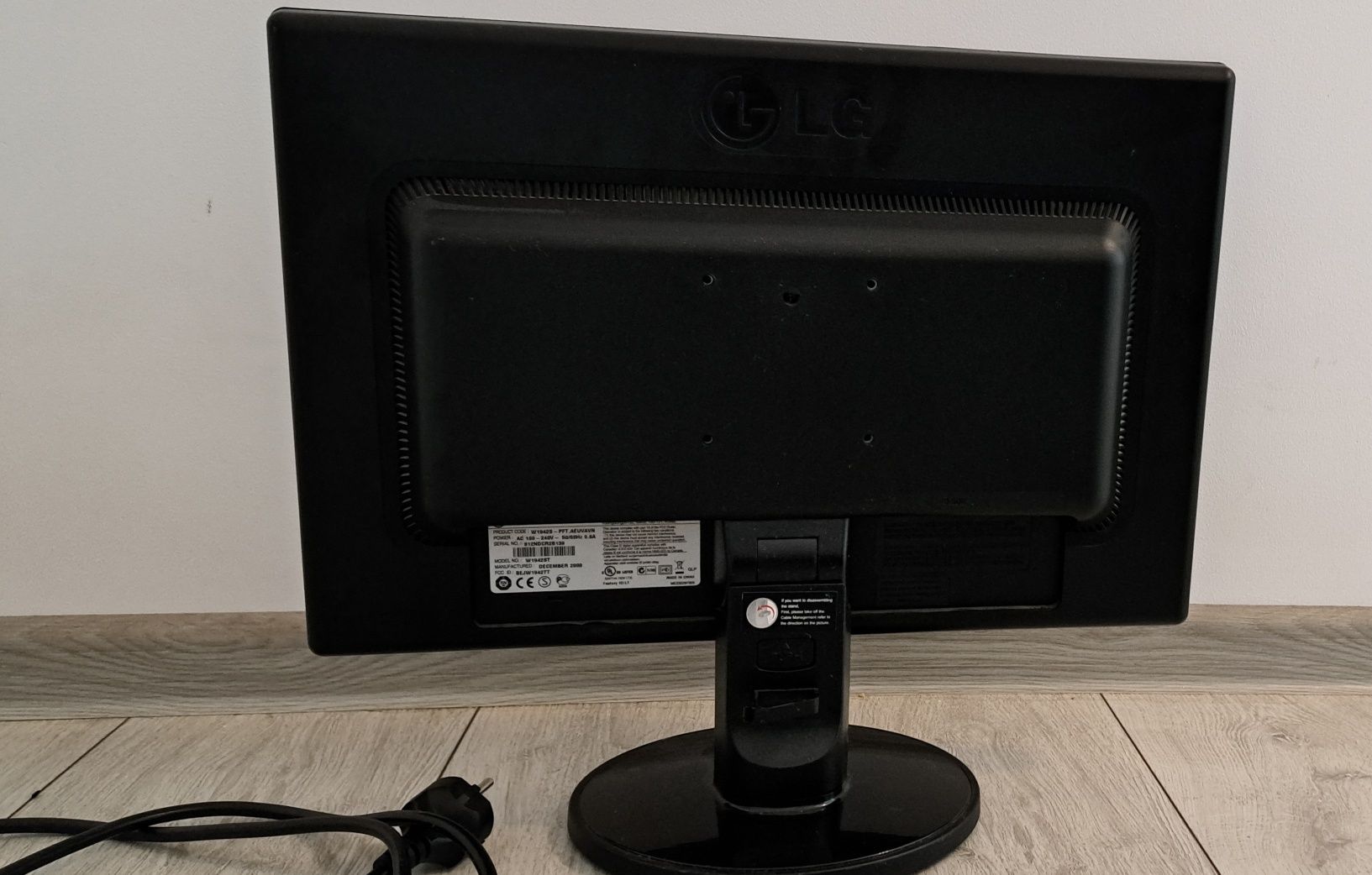 Sprzedam monitor LG FLATRON