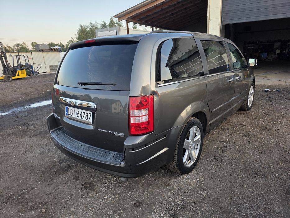 Chrysler voyager 2.8 crd rok 2011 LIMITED
