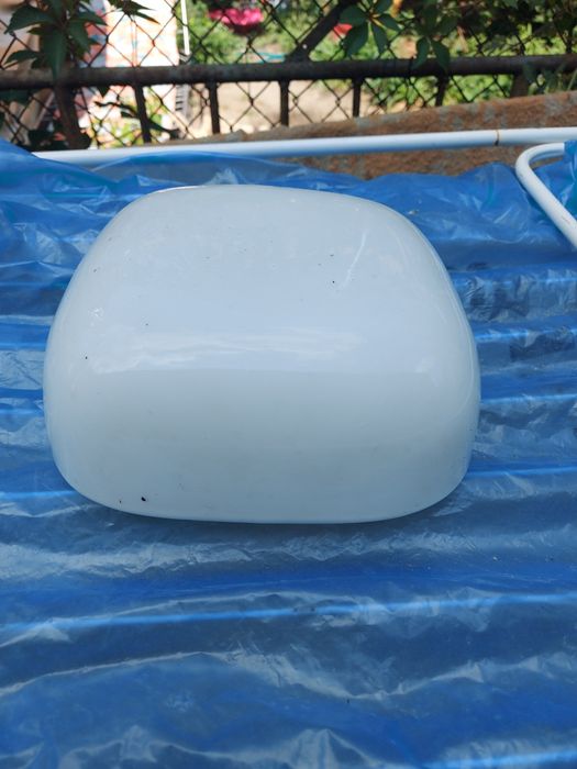 Stary klosz plafon z czasów PRL