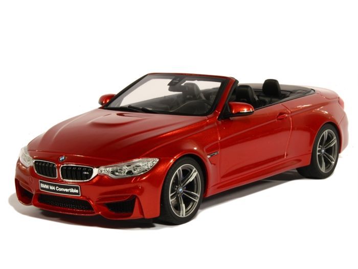 Miniatura GT Spirit 1/18 BMW M4 (F83) Cabriolet 2015