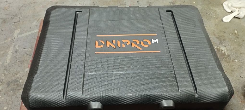 Кейс пластиковий до акумуляторного перфоратора Dnipro-M DHR-200BC ULTR
