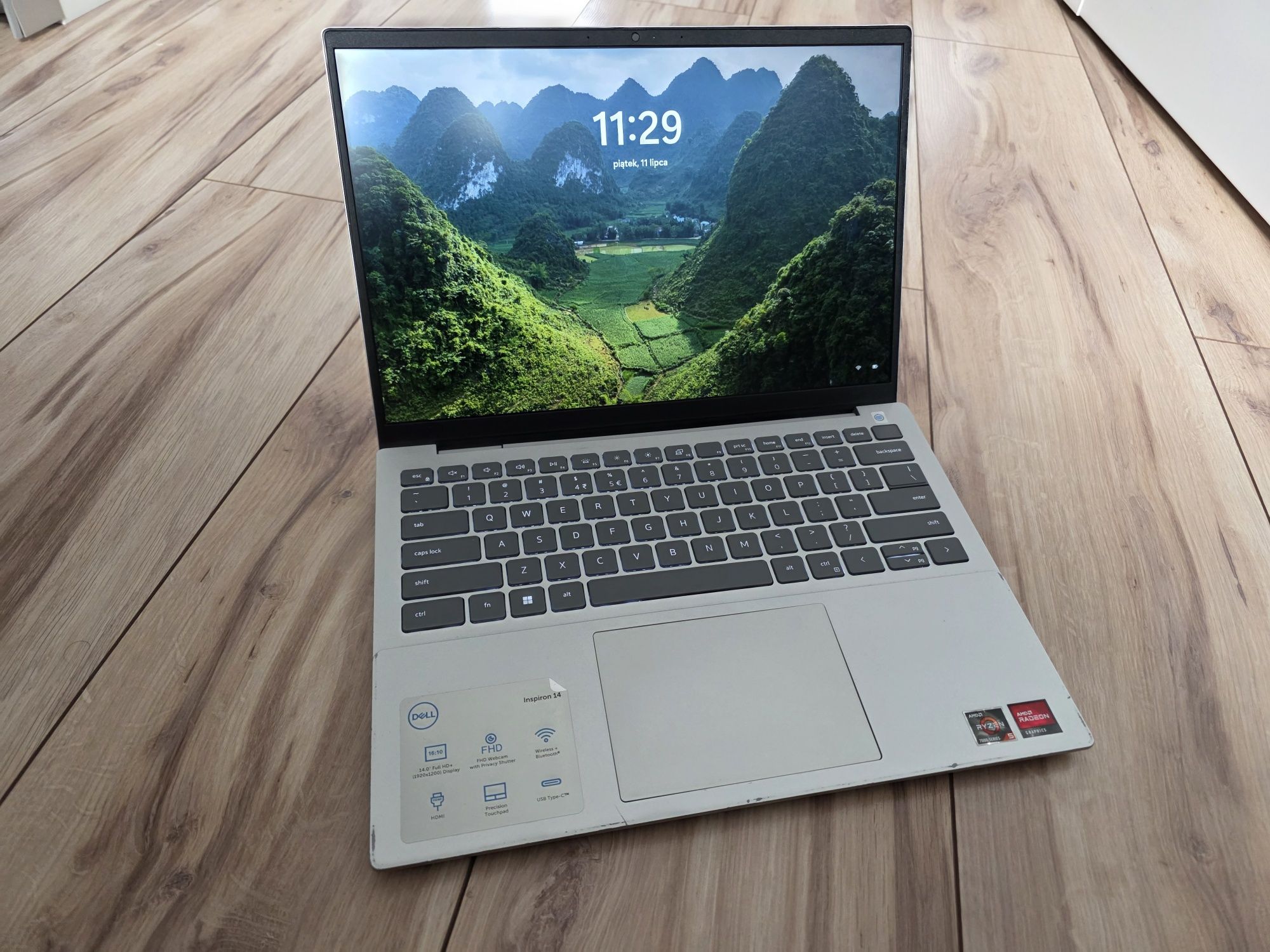 Dell Inspiron 14 – AMD Ryzen, 16GB RAM, 500GB SSD M.2 – Stan dobry
