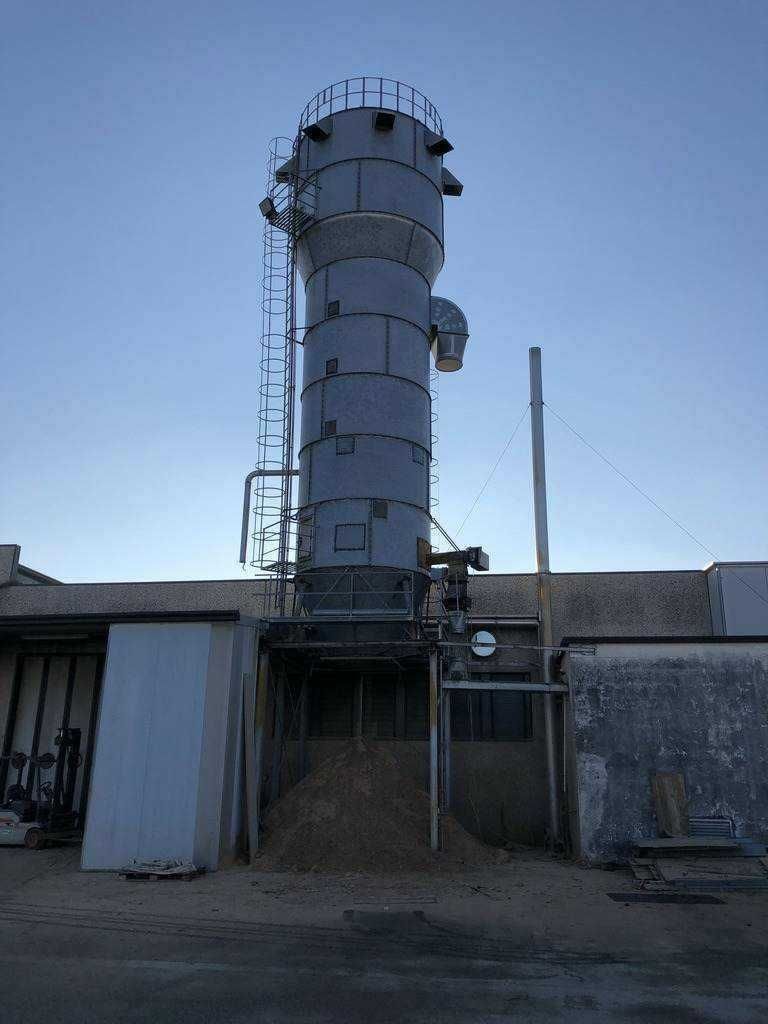 Silos na trociny