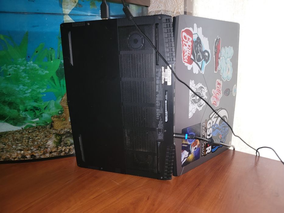 Ноутбук Dell Alienware m15 rtx2070, i7-8750H