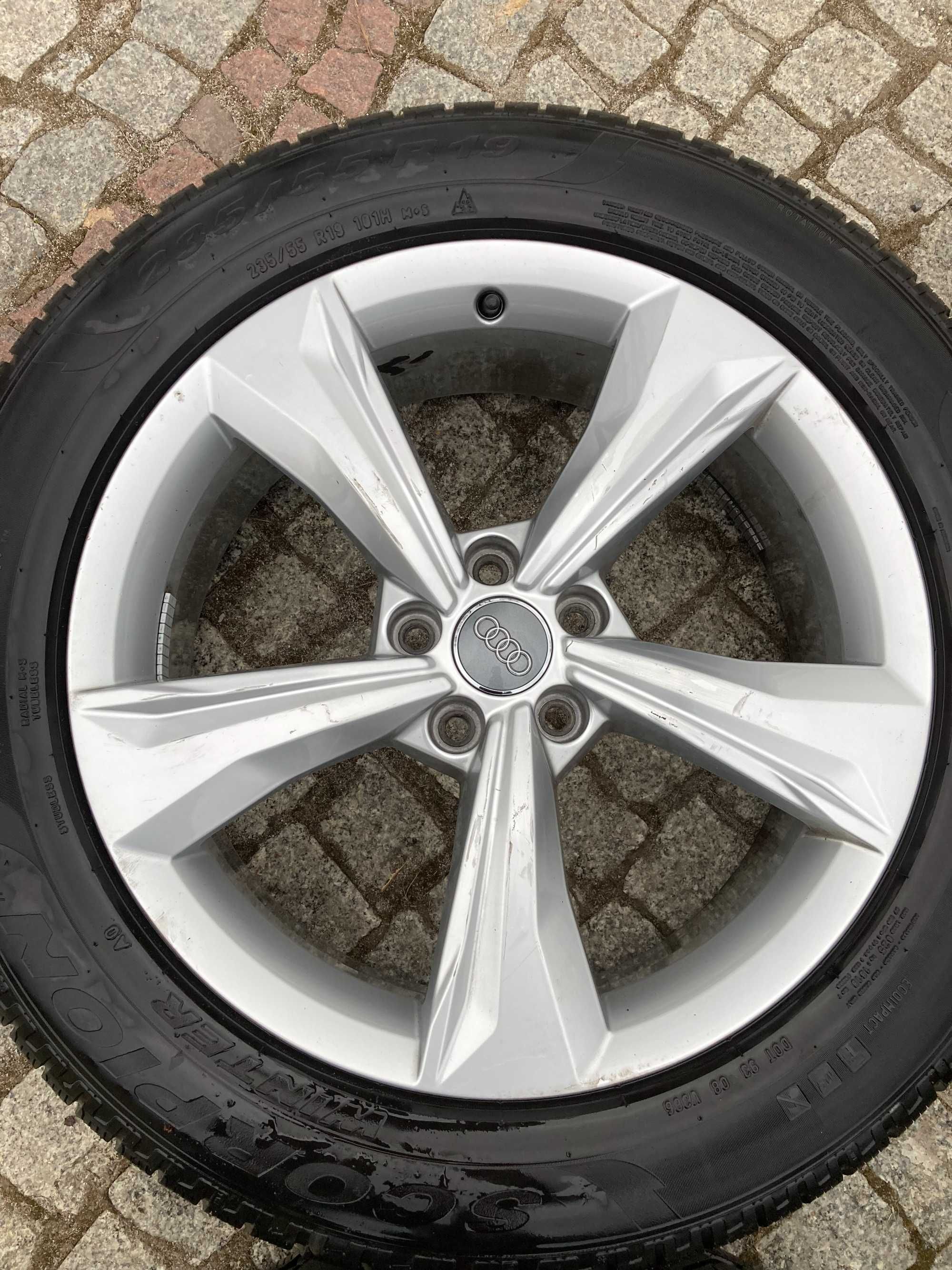 kola felgi 19 Audi q5 80a 5x112 7,0j et34