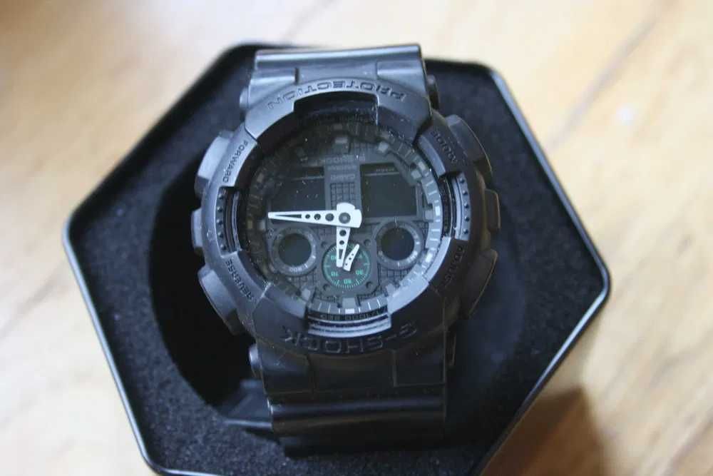 G-SHOCK zegarek Casio GA-100MB-1AER