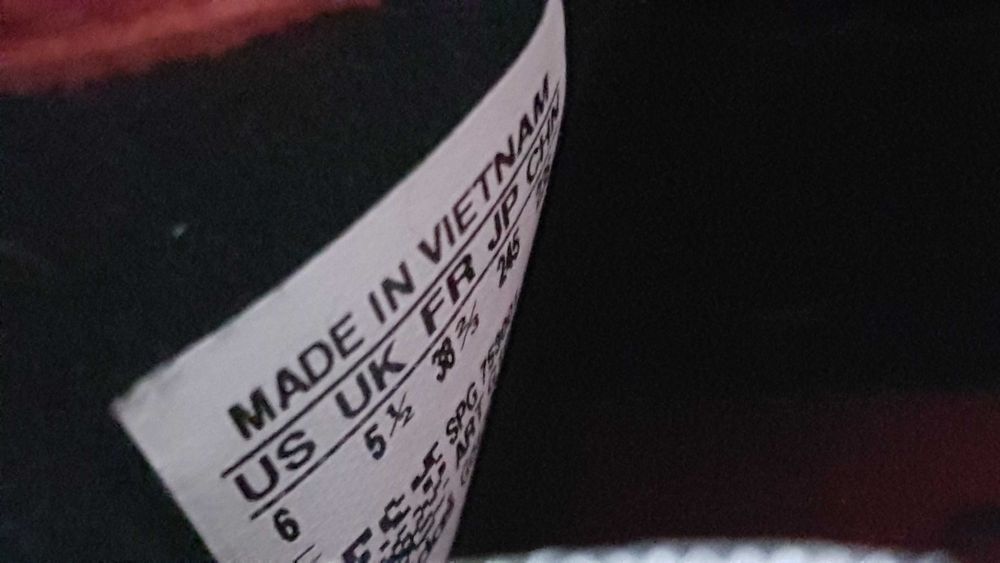 ADIDAS Predator - Tamanho 38