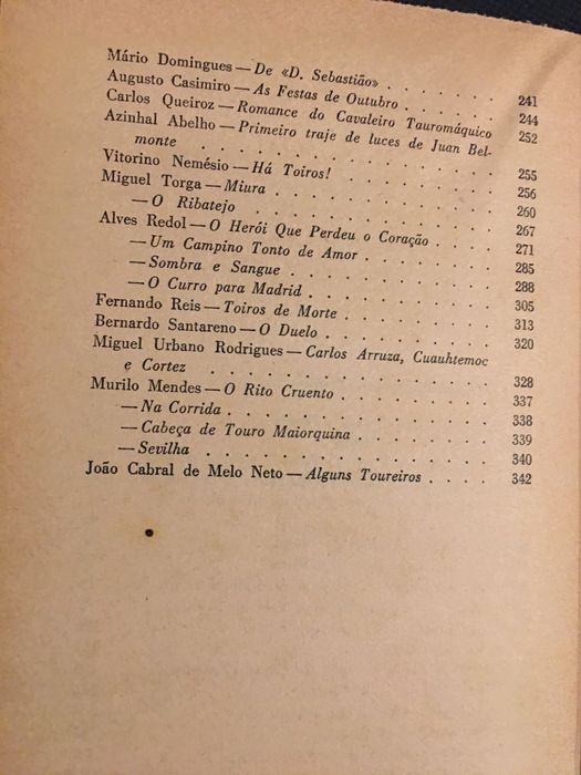 F. Pessoa/ O Mundo do Toureio/ Ofício dos Touros