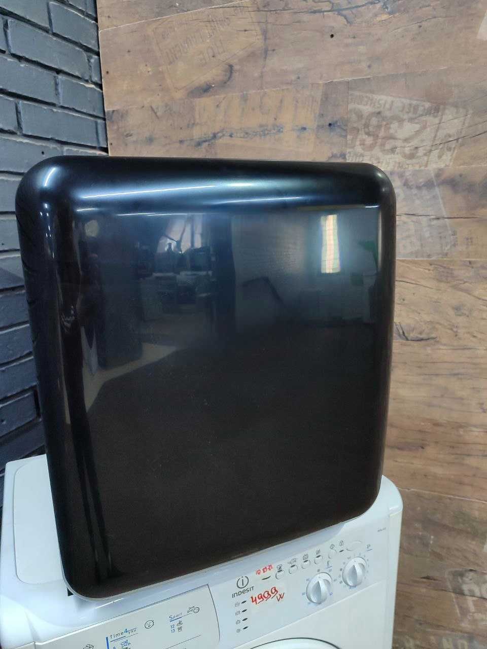 Міні холодильник Comfee Exquisit  MH50Y 50 см МАГАЗИН БУ ТЕХНІКИ