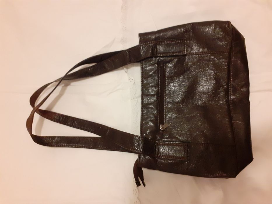 Torebka damska skórzana lekko lakierowana 34x24x10cm brązowa WYGODNA!