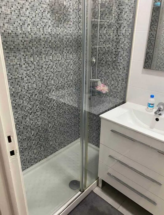 quarto de casal em vivenda na amadora