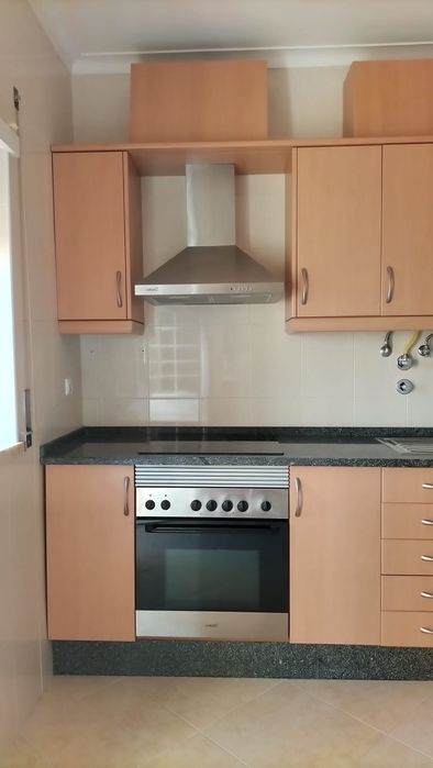 Cozinha usada em bom estado