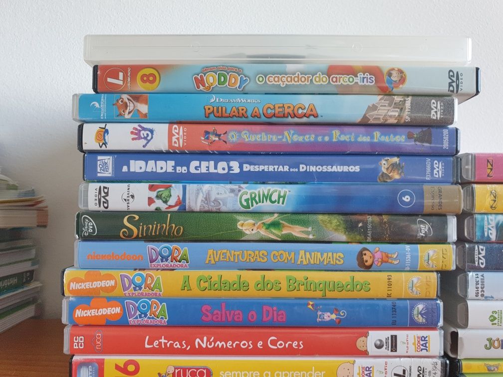 Dvds infantis em bom estado