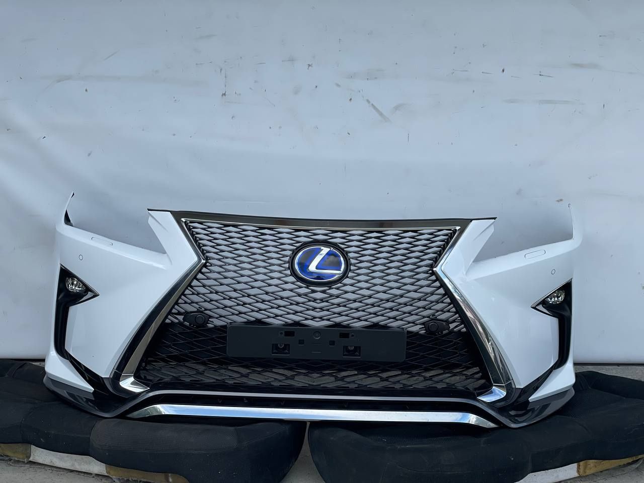 Бампер передній взборі Lexus RX F-Sport 2015-2019