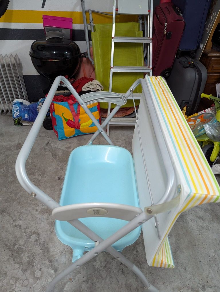 Vários acessórios para bebê