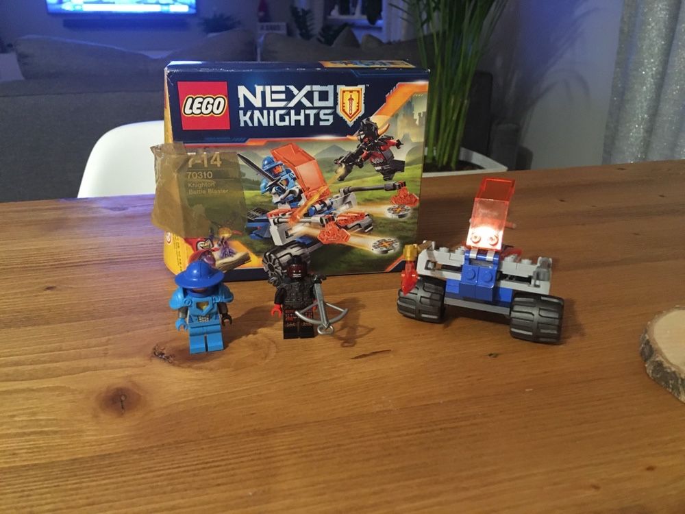 Lego 70310 nexo knights pojazd bojowy