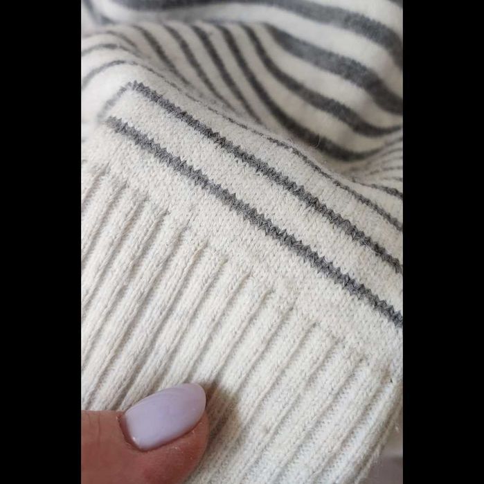 Легенький чоловічий светр в смужку Турція