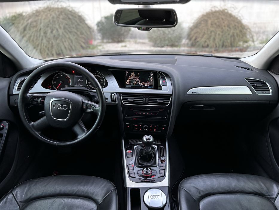 Audi A4 Avant B8 S-Line — 2.0 TDI 143cv