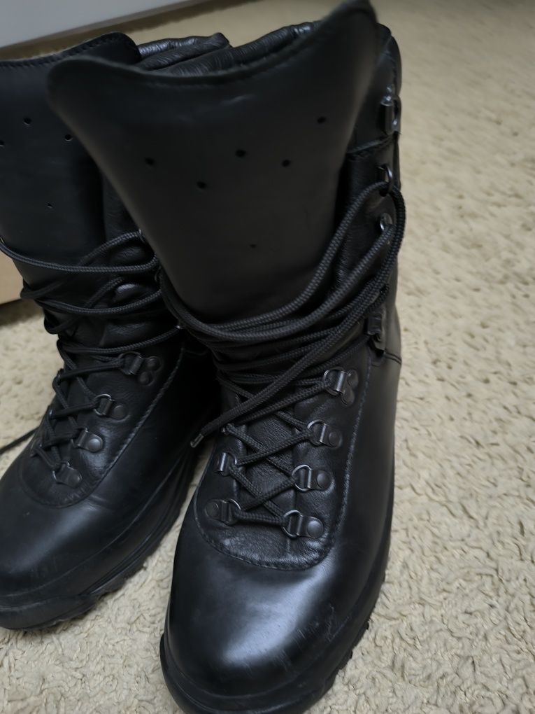Buty zimowe wojskowe DEMAR 933/MON