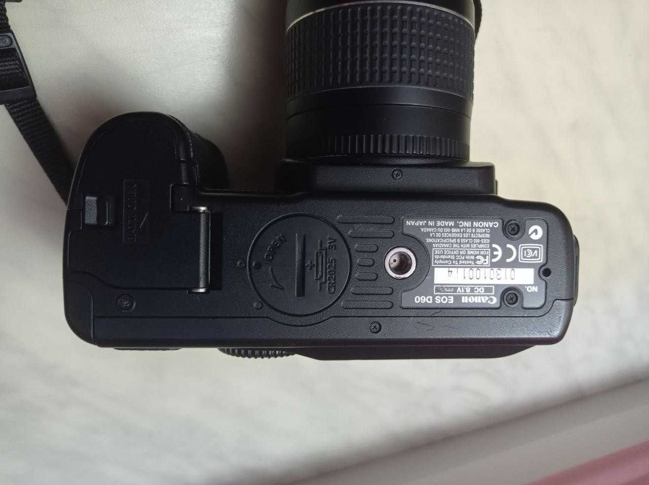 Дзеркальний фотоапарат Canon EOS D60