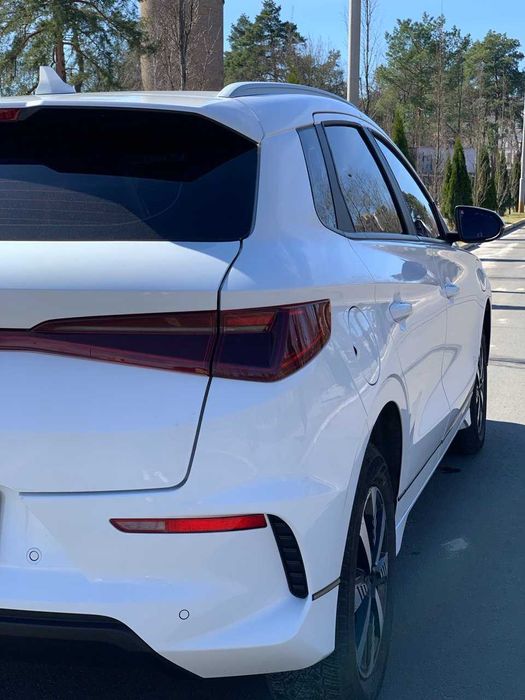 Оренда електромобіля BYD 22-25 року