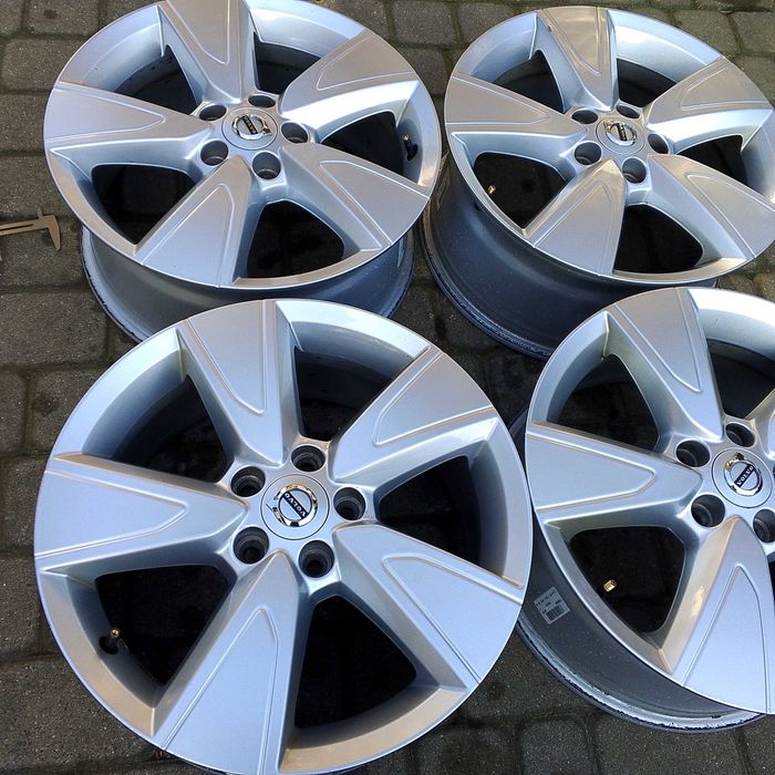 alufelgi Borbet 4szt. 17 cali Orginał Volvo , Ford, Jaguar