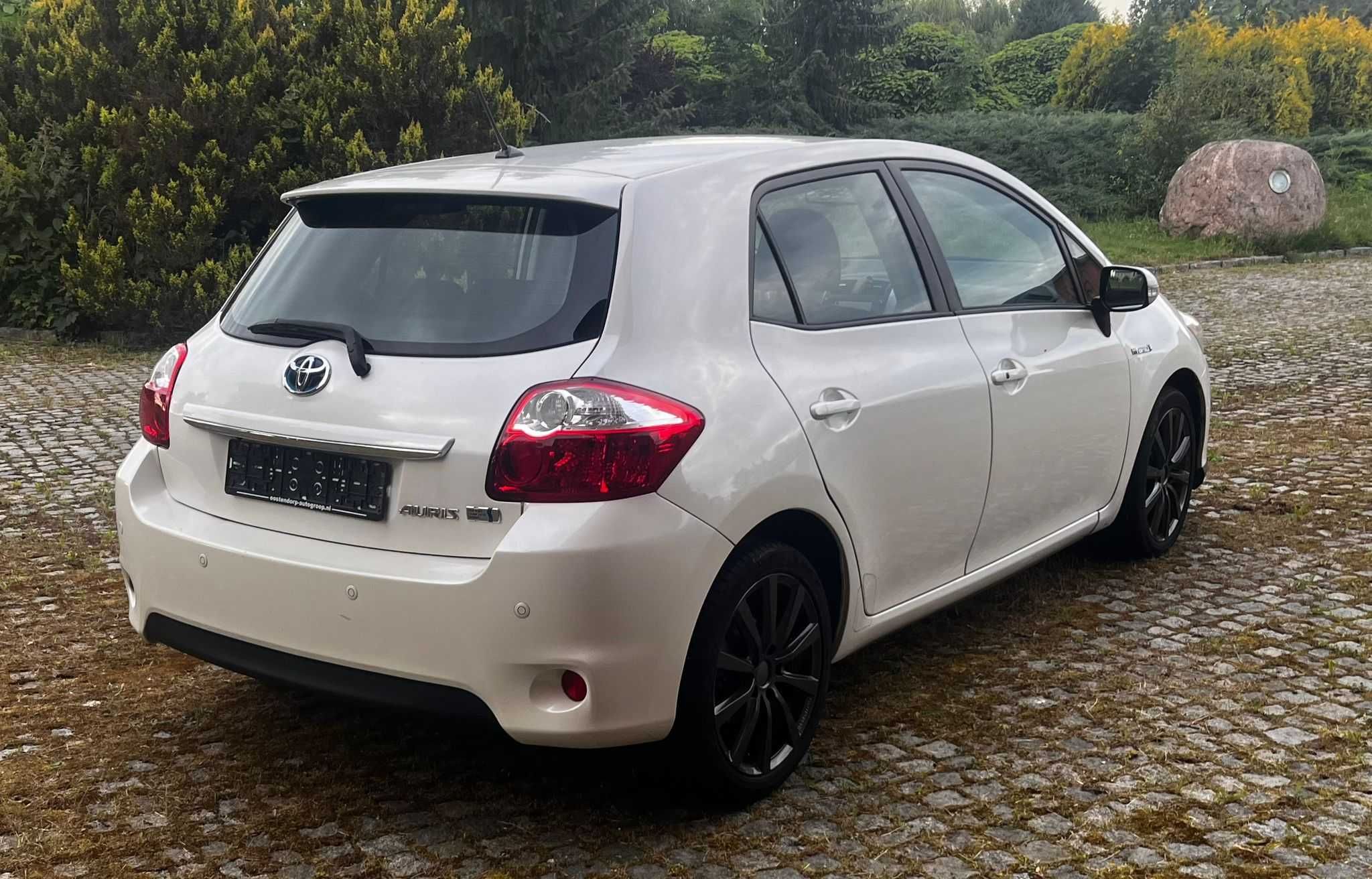 Toyota Auris 1.8 hybrid 2011
