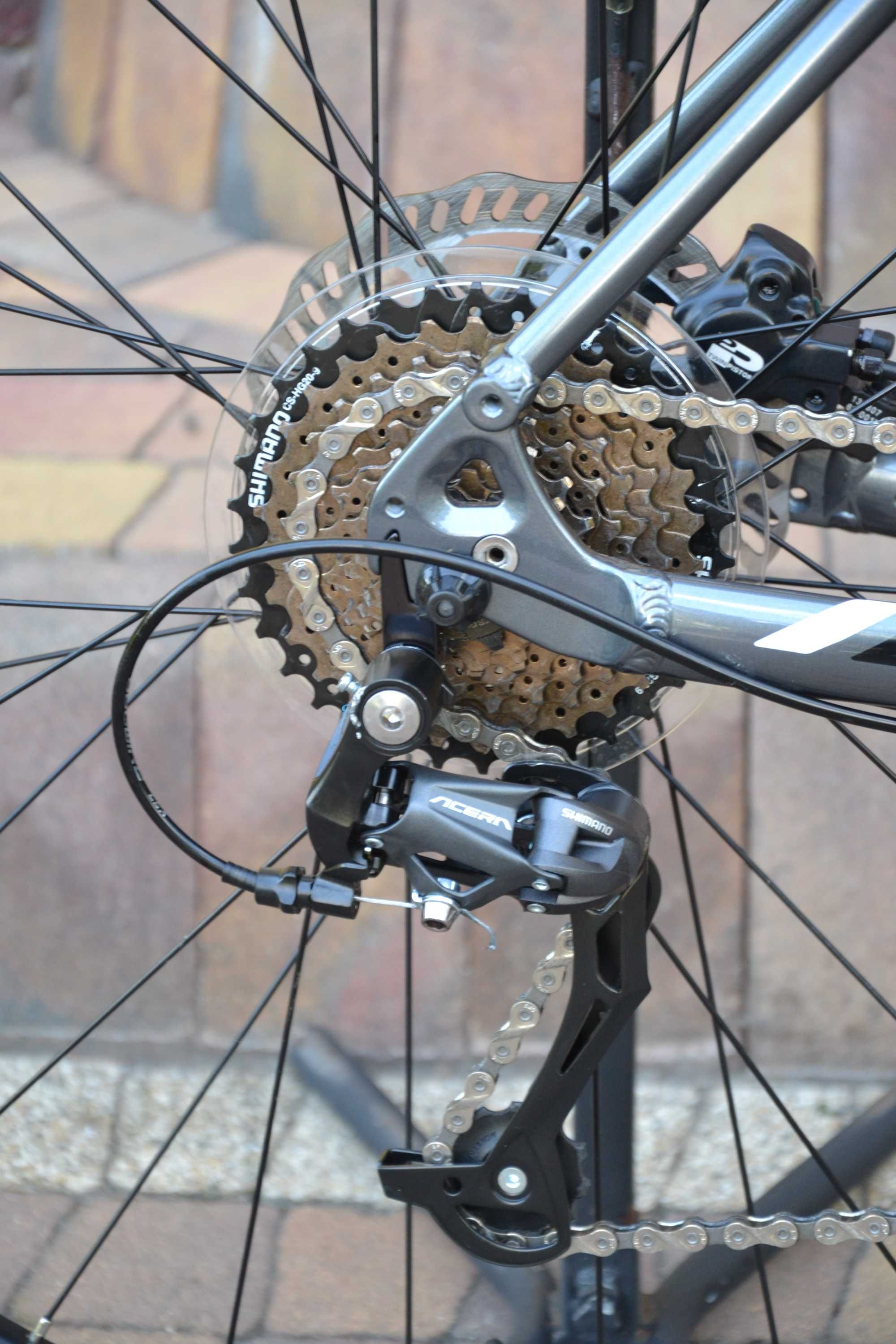 Giant Roam 2 Cross Shimano 3x9 Suntour blokada hydraulika M bdb