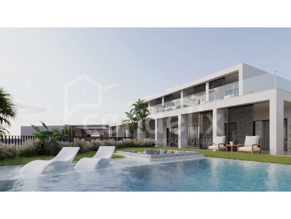 Moradia de Luxo com vista soberba para a Baía do Funchal