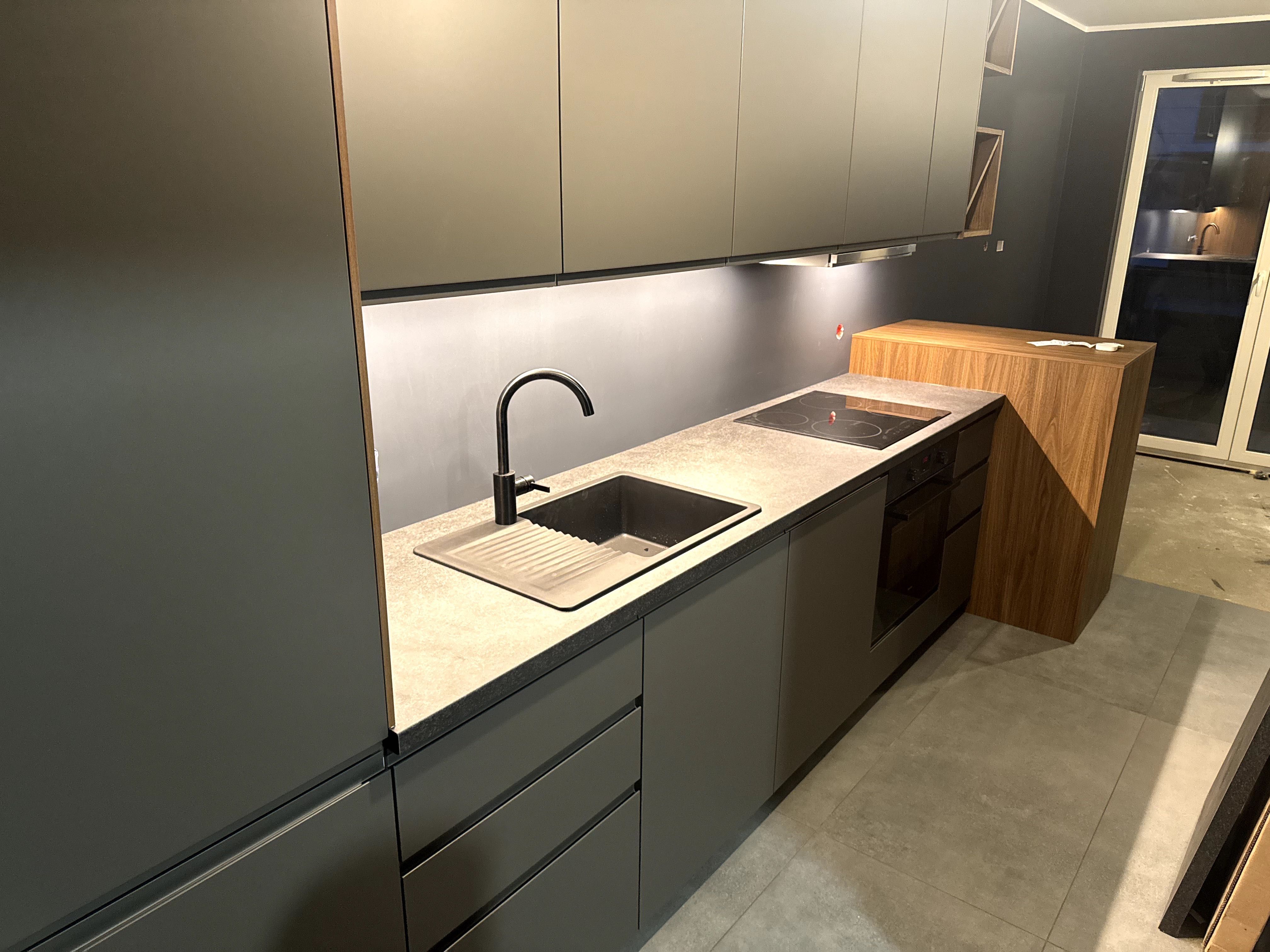 sprzedam kawalerkę Gdańsk ul mostek 4, 27m2
