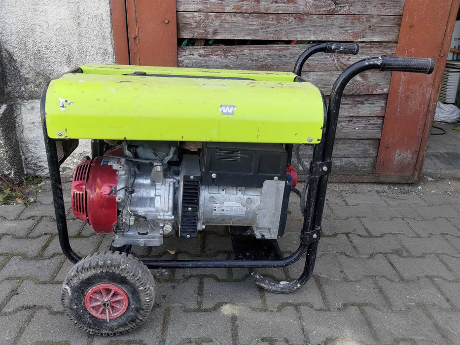 agregat 400V prądotwórczy Pramac ES 8000  Honda GX390 7kVA mało godzin