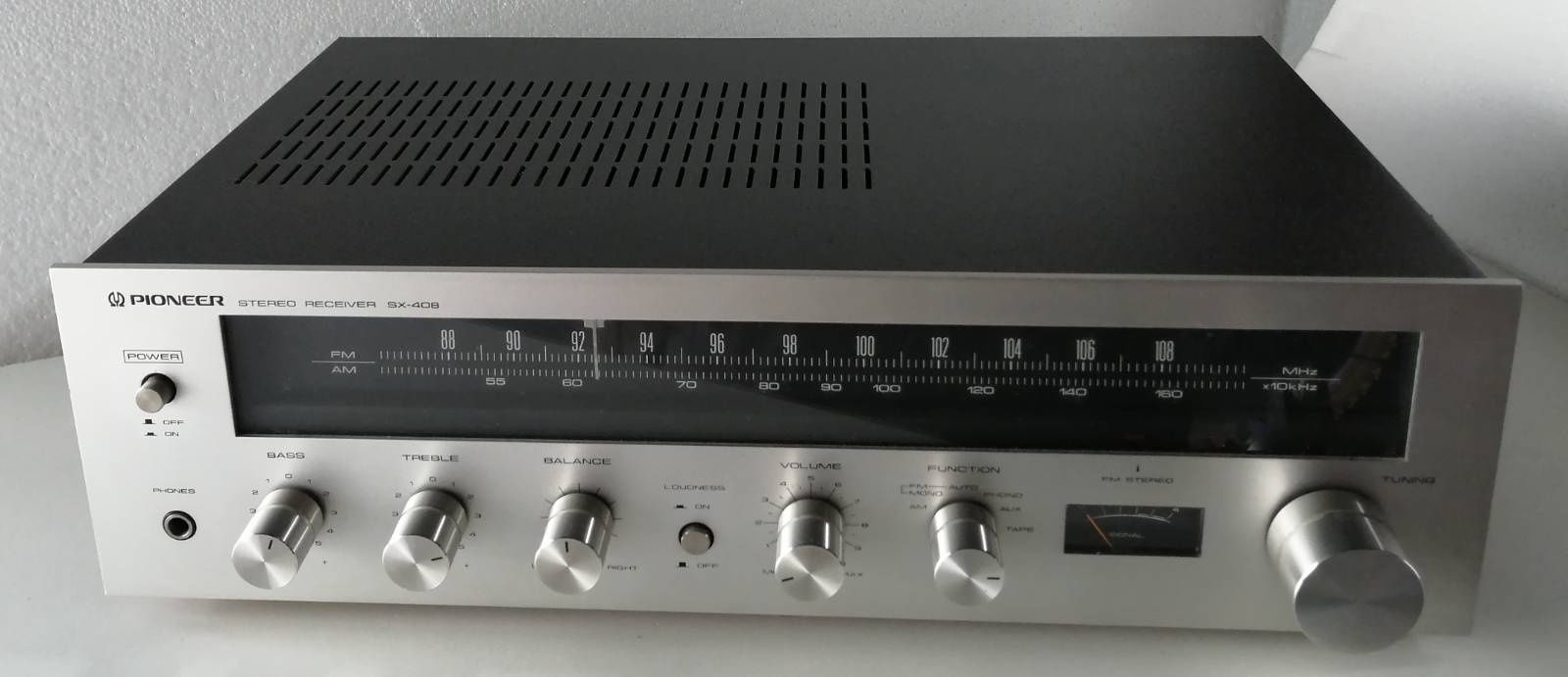 Vintage Pioneer SX-408 Audio Receiver