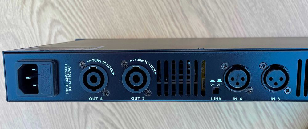 Wzmacniacz potęga mocy 6400W  dwie końcówki mocy w jednej obudowie