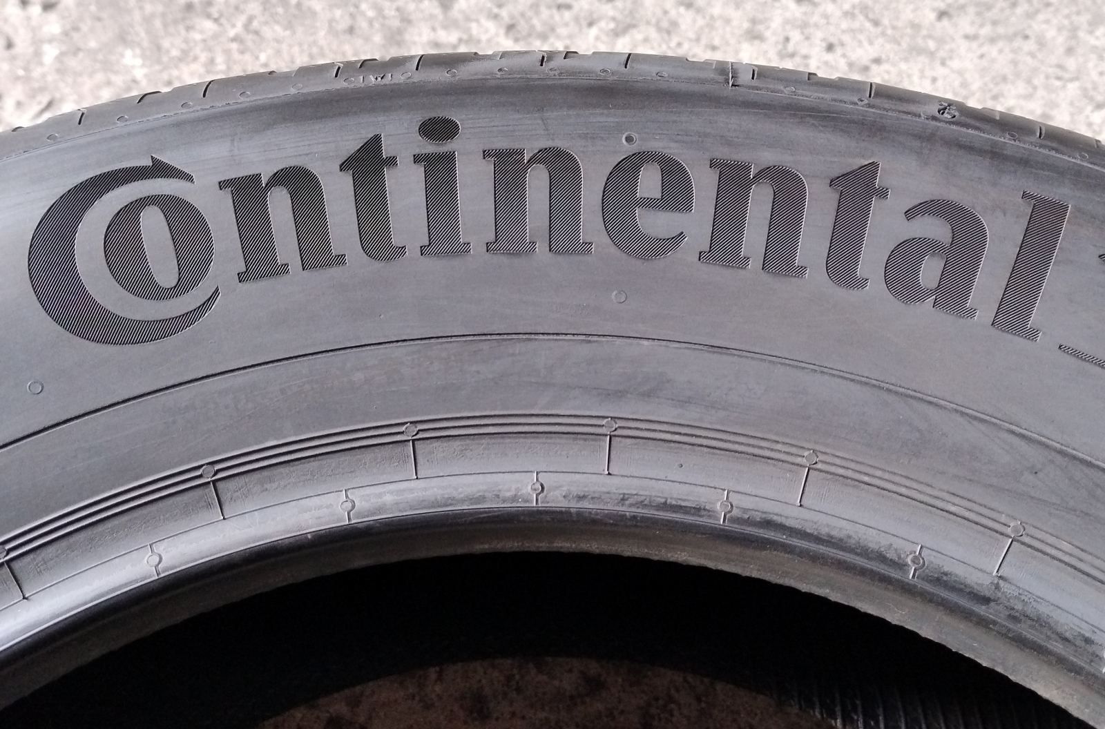 Шини літні R17 215/65 Continental Conti Eco Contact 6