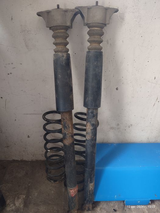 Продам стойки б/у на Мазду 3 JMZBK12Z281737728