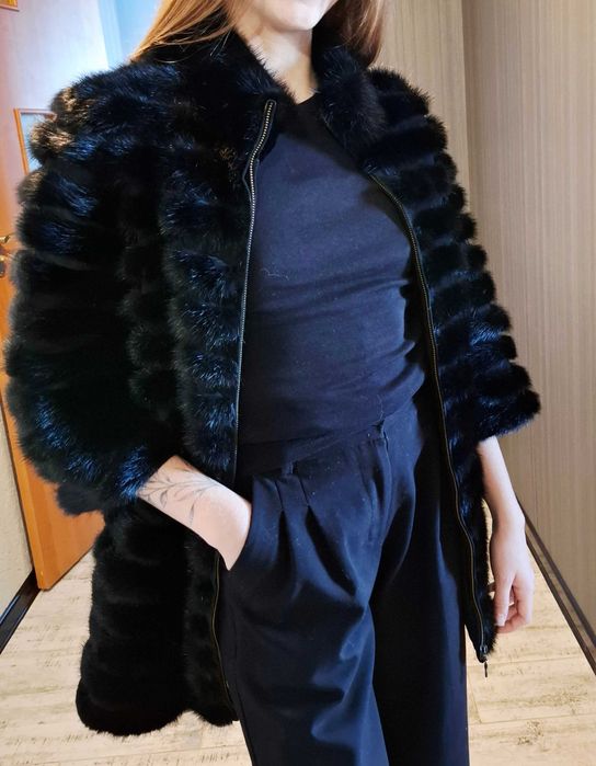 Норкова шуба.Розмір М(але скоріше підійде на (S-XS)