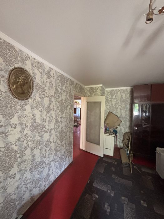 Продается 3-х комнатная квартира. Центр города