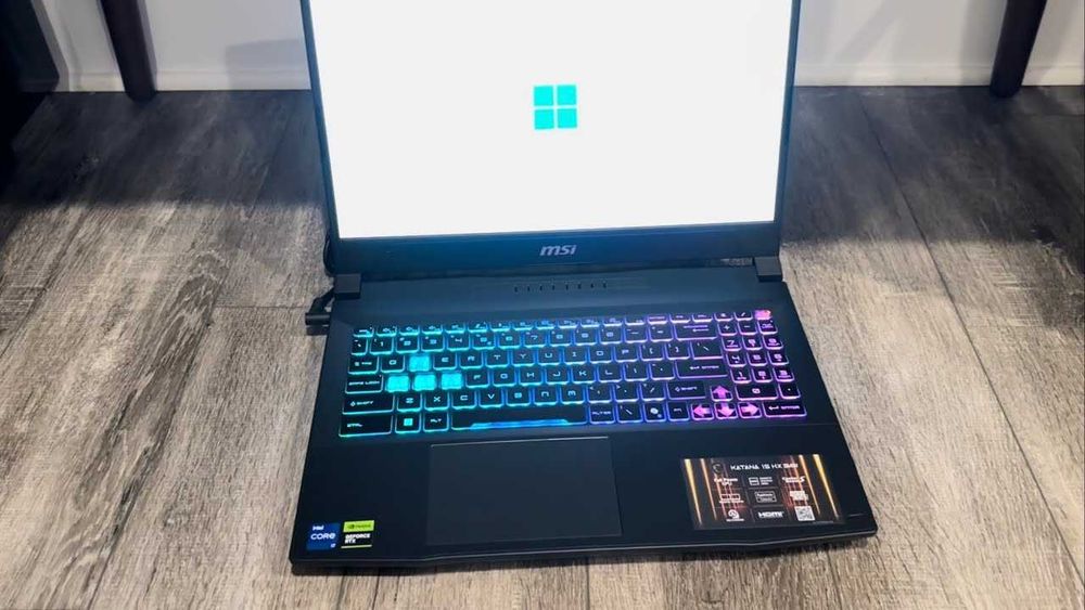 Ноутбук MSI Katana 15 HX B14WGK  i7-14650HX/16Gb/SSD 1 Tb/ RTX 5070