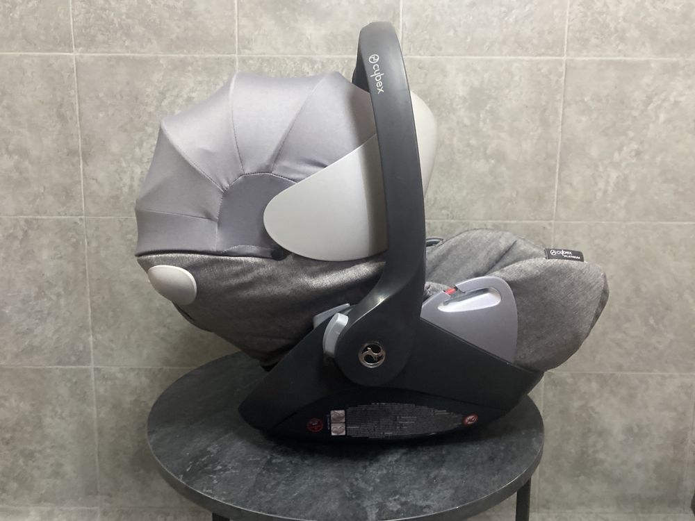 Автокресло раскладное Cybex Cloud Q Soho gray + база isofix Q