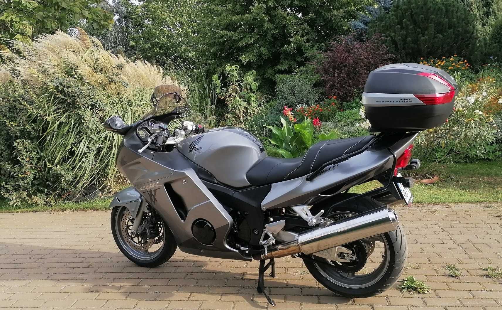 Honda CBR XX Super Blackbird