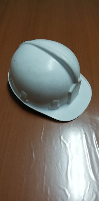 Capacete de proteção para obras/construção