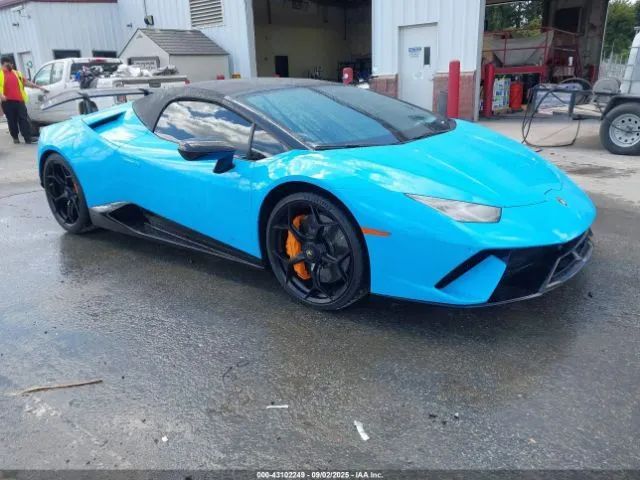Lamborghini Huracan 5.2 V10 640 KM, wersja Performante, mała szkoda, niski przebieg!