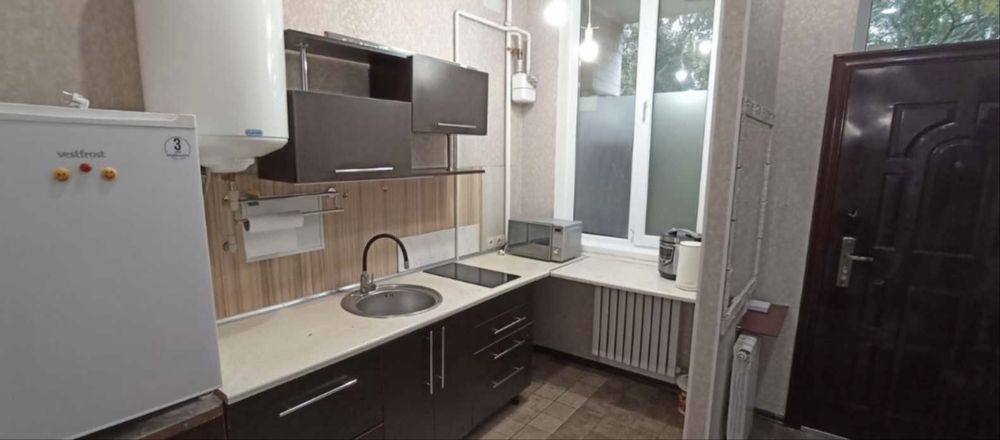 Оренда 1 кімнатноі на пр Поля ул Незалежності