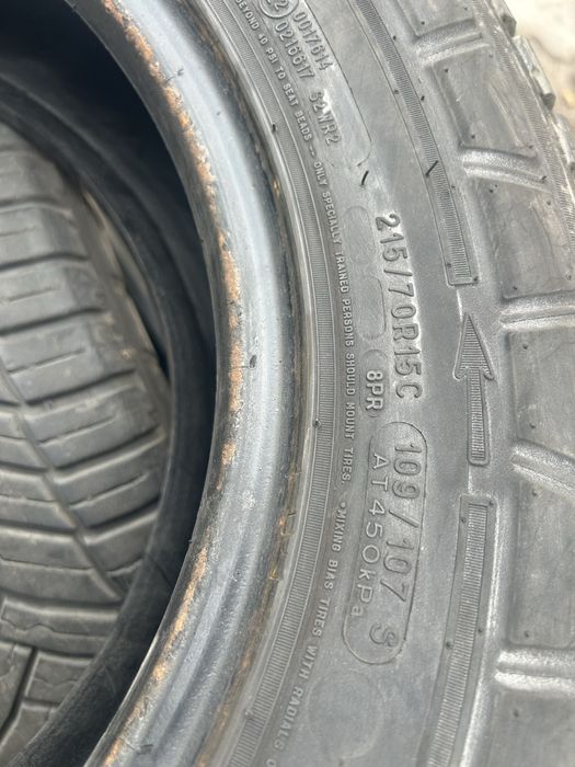 215/70R15c Michelin AgilisCrossClimate 109/107S