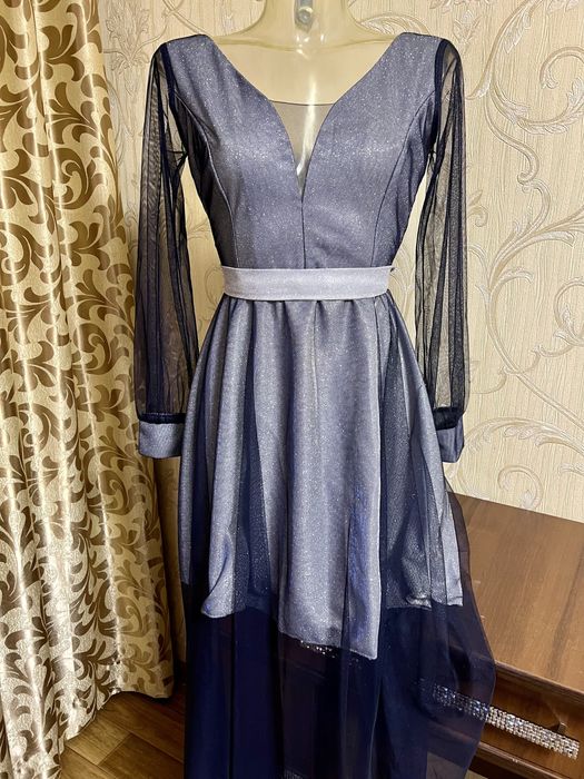 Платье вечернее нарядное