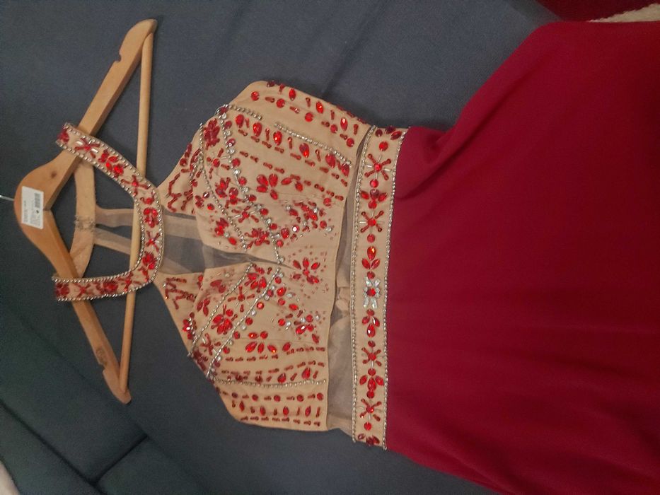 Vendo vestido cerimónia Novo