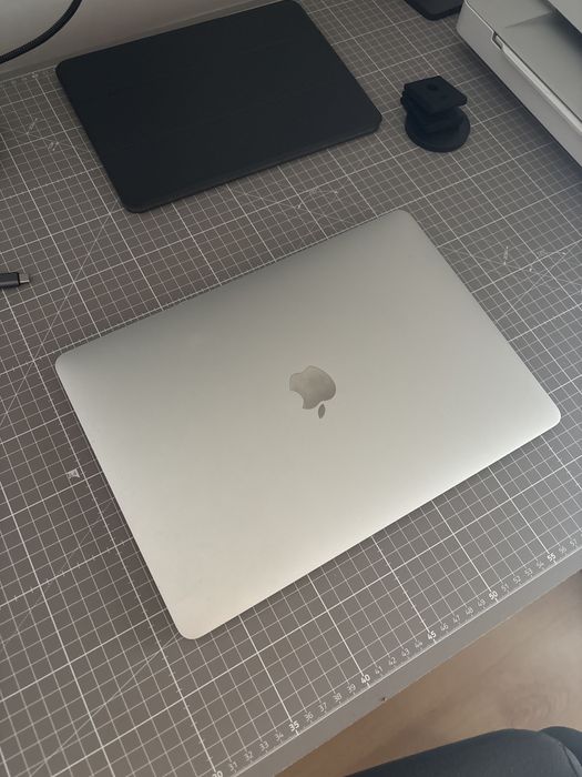 Macbook Air 2020 13”